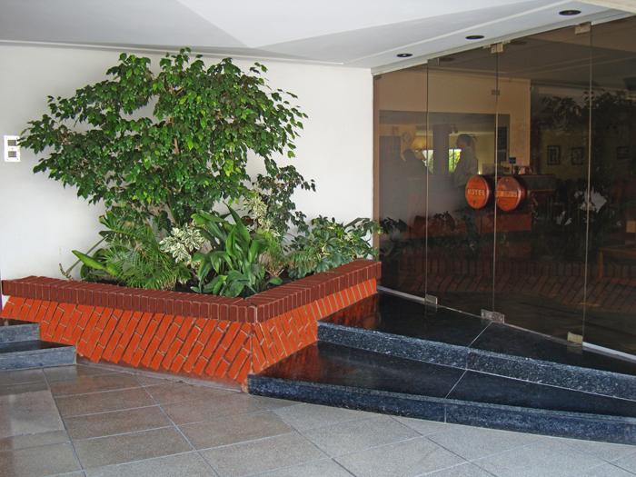 Hotel Morales Сан-Клементе-дель-Тую Экстерьер фото