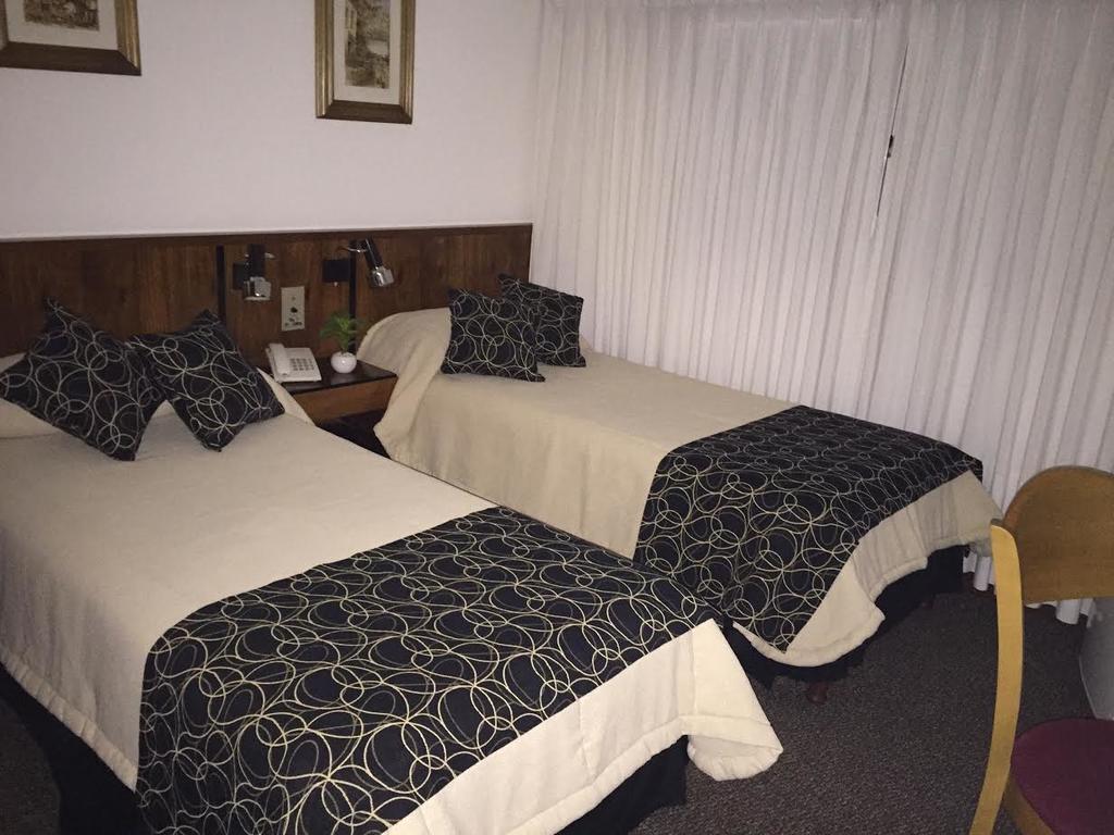 Hotel Morales Сан-Клементе-дель-Тую Экстерьер фото